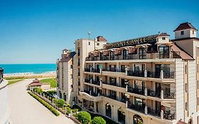Sunny Castle Hotel